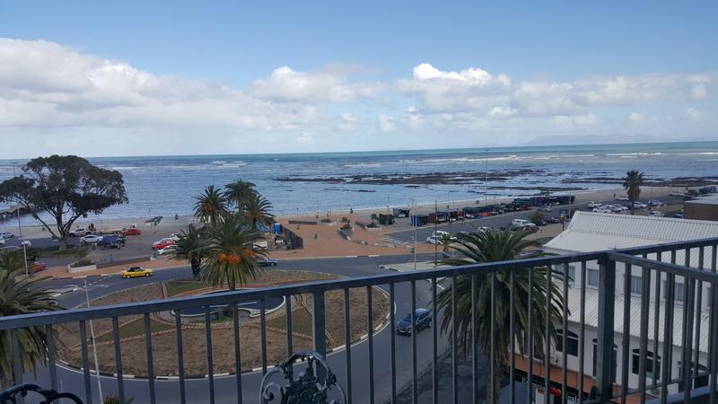 1 Bedroom Property for Sale in Strand Western Cape